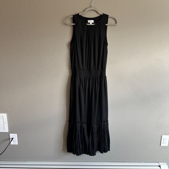 Evereve Black Tiered Maxi Dress Small - Picture 1 of 12